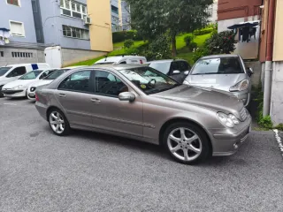 Mercedes-Benz Clase C 2006 BERLINA 4p SPORT EDITIO