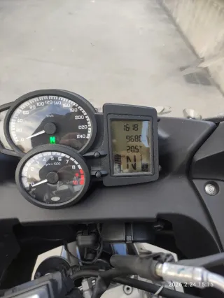 BMW F800 GT Negra A2