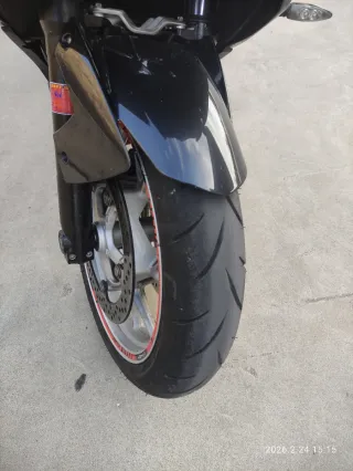 BMW F800 GT Negra A2