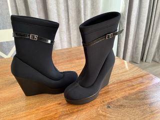 Botines negros con plataforma