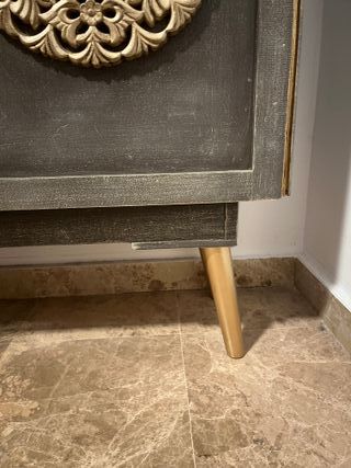 Mueble restaurado madera marrón / gris con dorado