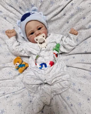 Muñeco Reborn realista