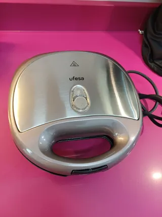 Sandwichera Ufesa SW7891