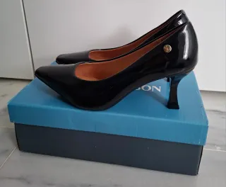 Zapatos de salón Maddison negros charol