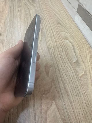 iPhone 16 Pro Plata