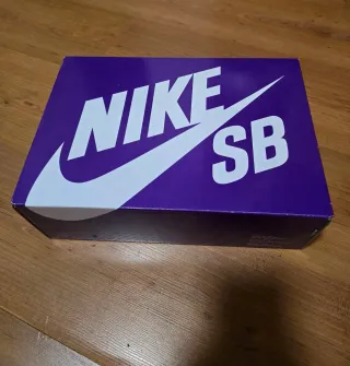 Zapatillas Nike SB Dunk Low Pro Black Gum