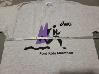 T-shirt Asics Vintage Ford Köln Marathon