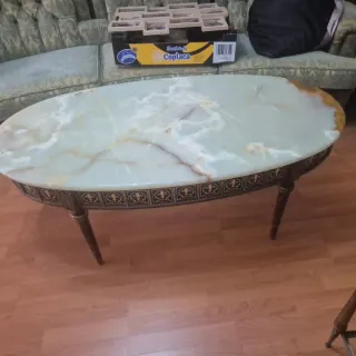 Mesa de centro ovalada mármol de onix y madera