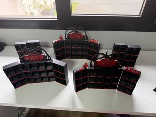 Expositor Funko Stranger Things (Kinder joy)