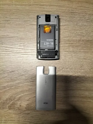 Teléfono cellulare Nokia X3-00 non testato