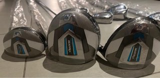 Bolsa y palos de golf Wilson