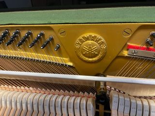 Piano Vertical Yamaha Negro Lacado