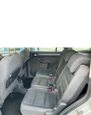 Volkswagen Touran 2011