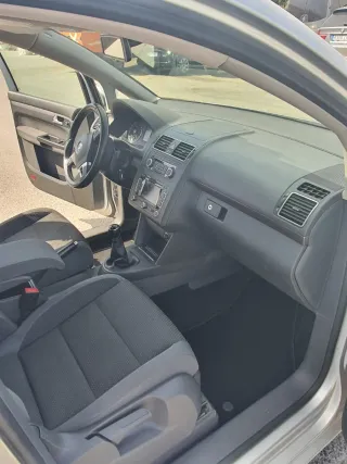 Volkswagen Touran 2010