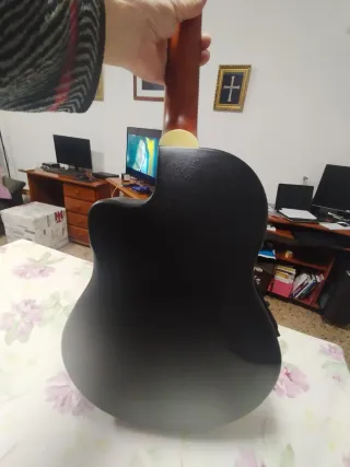 Guitarra Electroacústica Trinity Negra