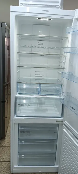 NEVERA COMBI BOSCH NO FROST ENERGÍA A+ 200 X 70 CM