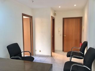 Oficina en alquiler en Olot