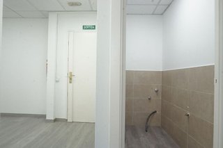 Oficina en venta en Porta en Barcelona