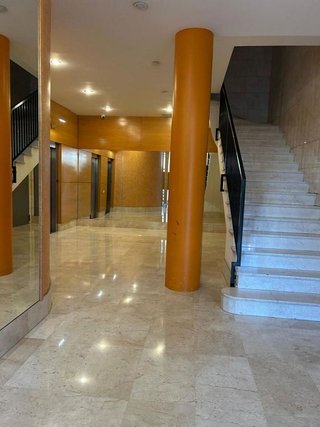 Oficina en venta en Porta en Barcelona