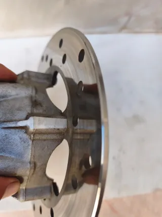 GALLETA DELANTERA CON DISCO PIAGGIO ZIP SP