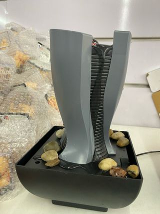 Fonte de água decorativa luminosa