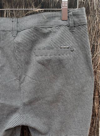 Pantalón de pinzas estampado pata de gallo