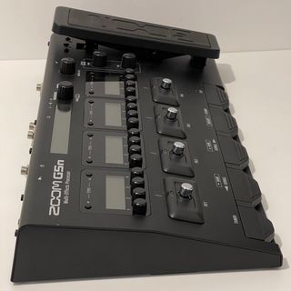 ZOOM G5n Pedaliera processore multieffetti chitarr