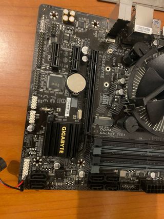 Placa Base Gigabyte Socket 1151 DDR4