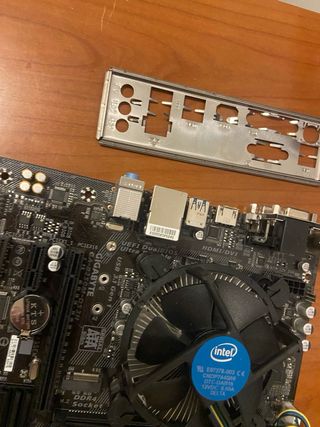 Placa Base Gigabyte Socket 1151 DDR4