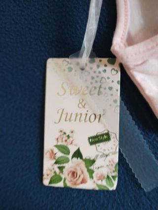 T-shirt bambina 6 anni nuova con etichetta