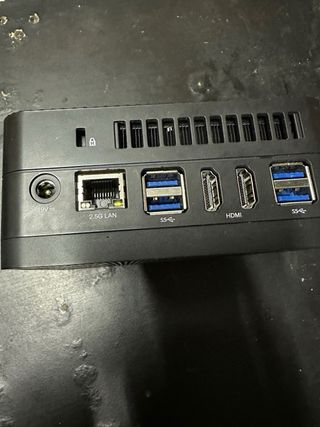 Minisforum UM690S Ryzen 9 5900HX para piezas HTPC