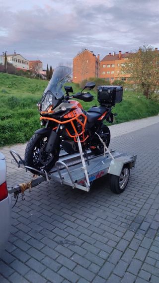 KTM 1050 Adventure Naranja/Negra