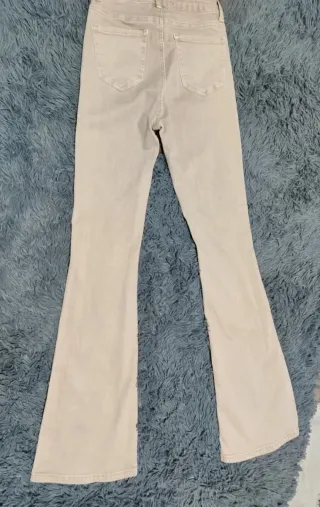 Vaqueros mujer flare beige