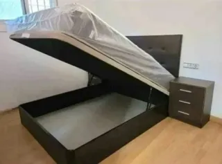 Liquidazione di letti e materassi CANAPÉ