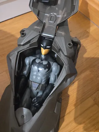 Coche Batmóvil Juguete + Muñeco Batman