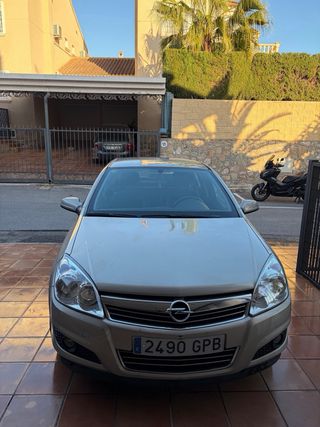 Opel Astra 2009 1.7 CDTI