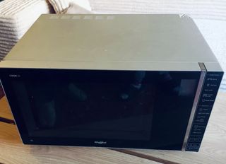 Microonde, forno e grill. Più funzioni.