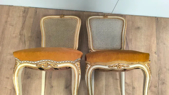 2 SILLAS ANTIGUAS ISABELINAS O LUIS XV