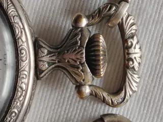 Reloj de bolsillo antiguo