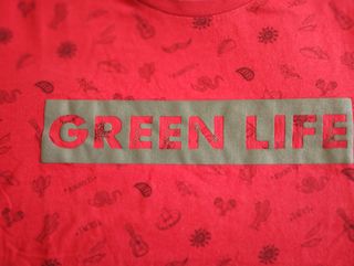 T-shirt rossa  14 anni