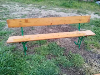 Banco de madera y metal plegable