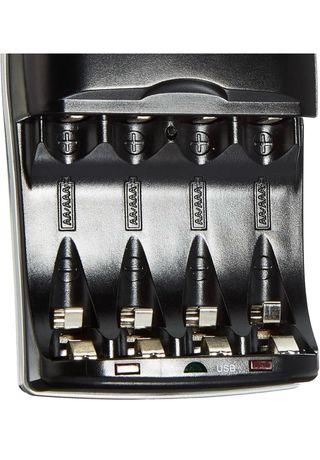 Cargador Pilas AA AAA Amazon Basics