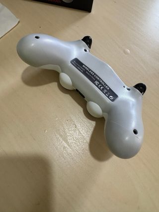 Mando Inalámbrico DYONDER para PS4 Blanco