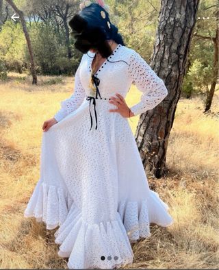 Abito flamenco bianco traforato