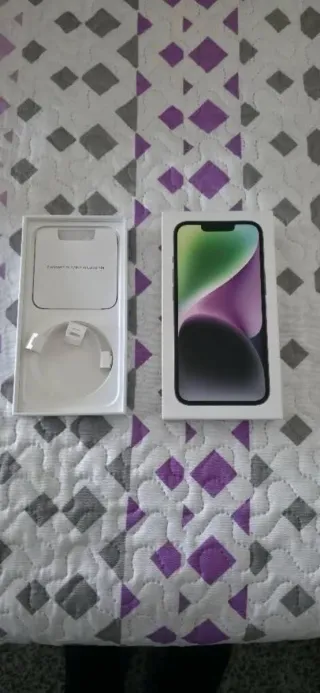 iPhone 14 Negro 76% Batería