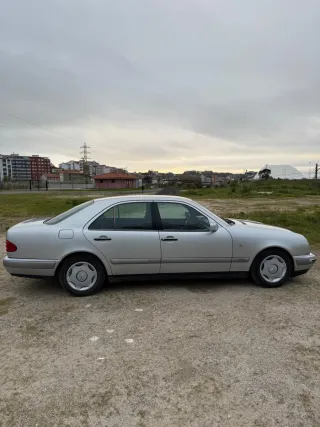 Mercedes-Benz Clase E 1996
