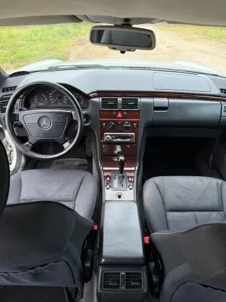 Mercedes-Benz Clase E 1996