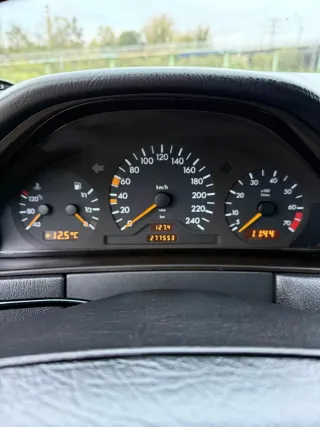 Mercedes-Benz Clase E 1996