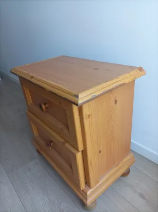 Mesita de noche madera 2 cajones