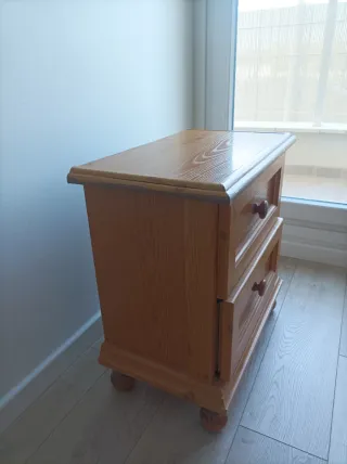 Mesita de noche madera 2 cajones